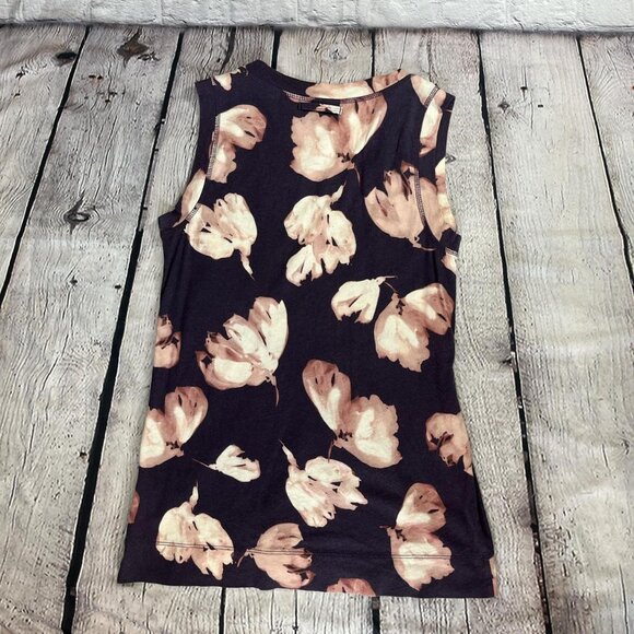 Simply Vera Wang navy with pink floral print. Size small. - Picture 5 of 6